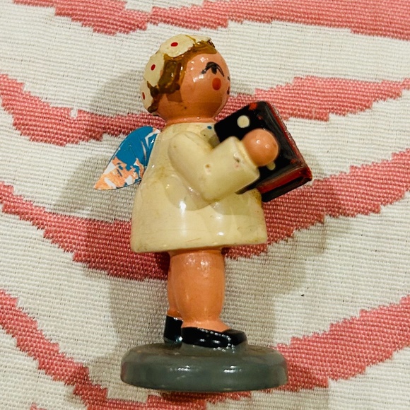D3-Vintage 50's Erzgebirge Orchestra Angel Playing Accordian Figurine - Picture 4 of 9